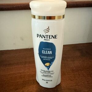 NWT Pantene Pro-V Classic Clean Shampoo